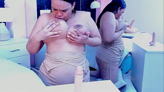 Valery_Nasty__ Chat XXX in diretta