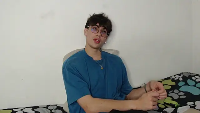 Dio__morningstar: απευθείας συνομιλία ΧΧΧ