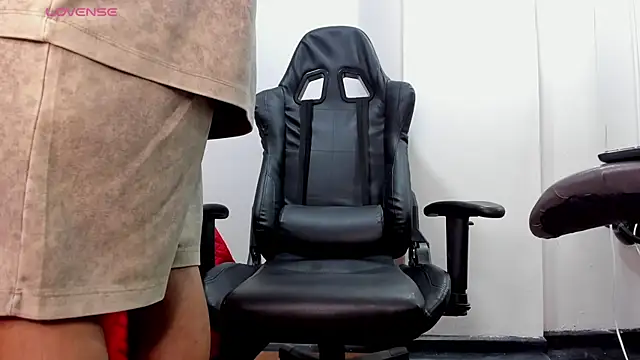 BASTIAN_NICOLAS_'s Live XXX Chat