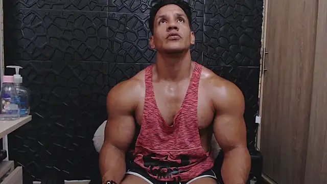 viktor_herrera's Live XXX Chat