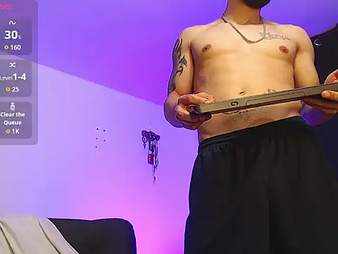 Axel_Stton: απευθείας συνομιλία ΧΧΧ