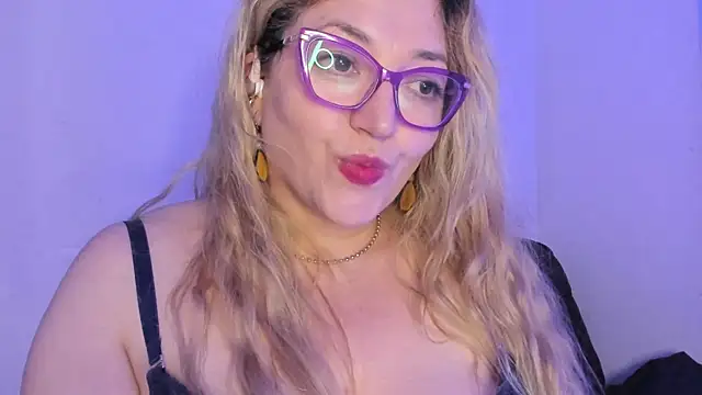 Naty_Mature_'s Live XXX Chat