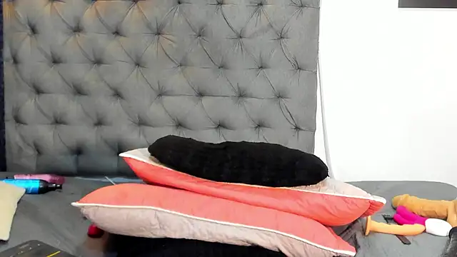 nahiroby_ebony's Live XXX Chat