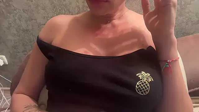 แชท XXX สดของ Angelinaa19