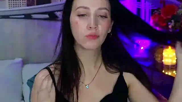 MonicaSweetx 现场XXX聊天