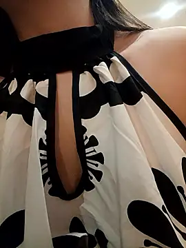 Julieth_hot-69 Chat XXX in diretta