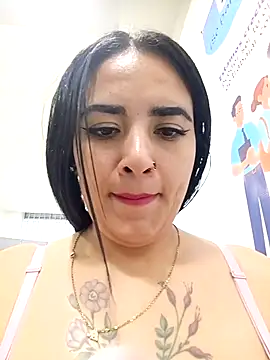 MAYE__13's Live XXX Chat