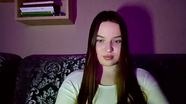 BratzDollVibes' Live XXX Chat