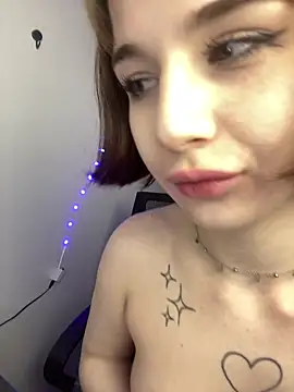 WIKESSTAR's Live XXX Chat