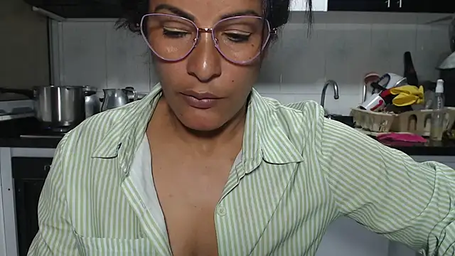 kateleyagrey's Webcam Show