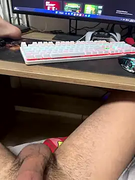 Omar472: απευθείας συνομιλία ΧΧΧ