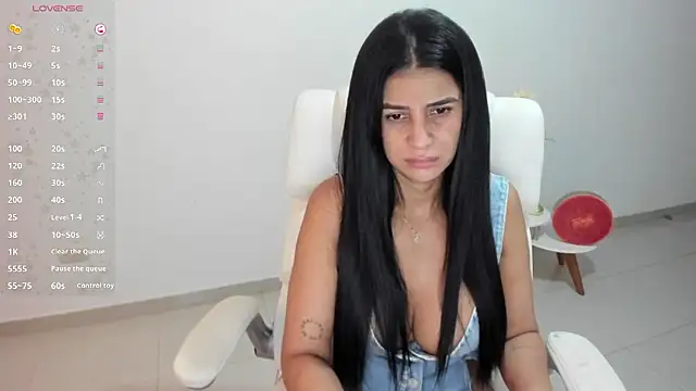 renata_t_'s Live XXX Chat