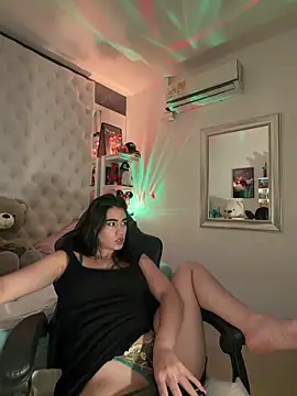 ZarahEvans' Live XXX Chat