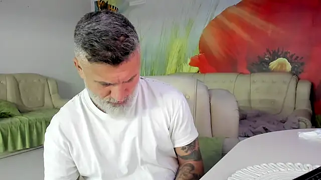 BlowMyXXL's Live XXX Chat