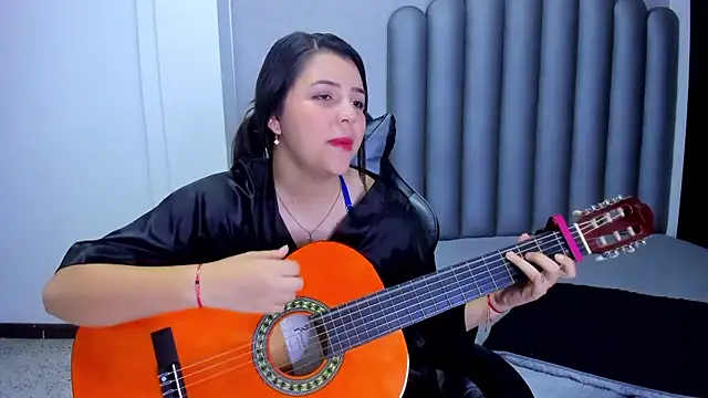 Charlotte-Star's Live XXX Chat