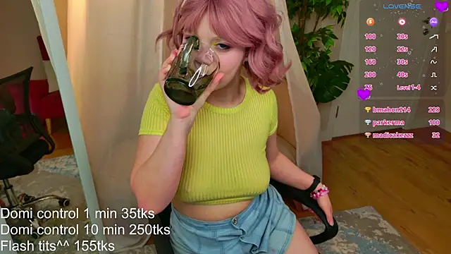 Waifu_Ketrin's Live XXX Chat