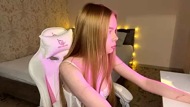 LumiSun élő XXX-chatje