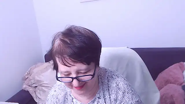 ChristaRose 即時 XXX 聊天