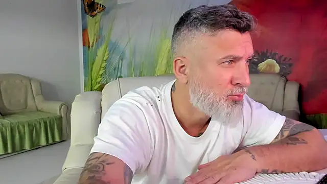 دردشة BlowMyXXL الجنسية المباشرة