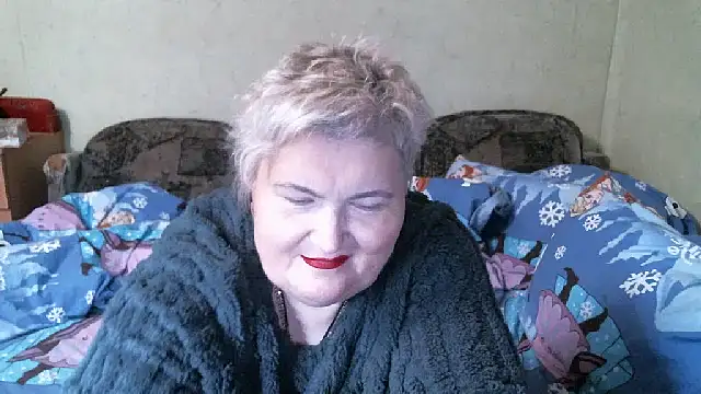 Lana555 即時 XXX 聊天