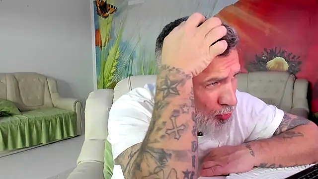 BlowMyXXL Chat XXX live