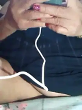 Huge_mama69's Live XXX Chat