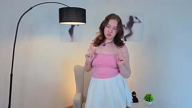 دردشة RosenaMato الجنسية المباشرة