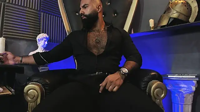 BeardAndrew's Live XXX Chat