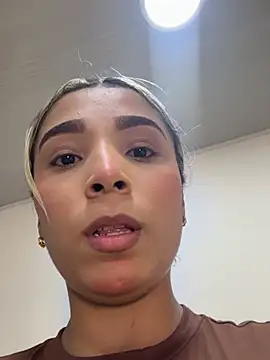 vennuss19 Live XXX Chat