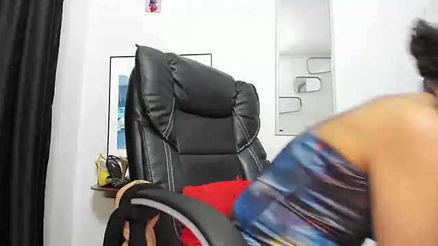 Aries_Mature's Live XXX Chat