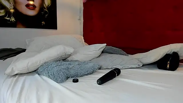 Онлайн чат XXX EmillyHarper_