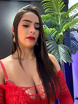 Mau_White Chat XXX in diretta