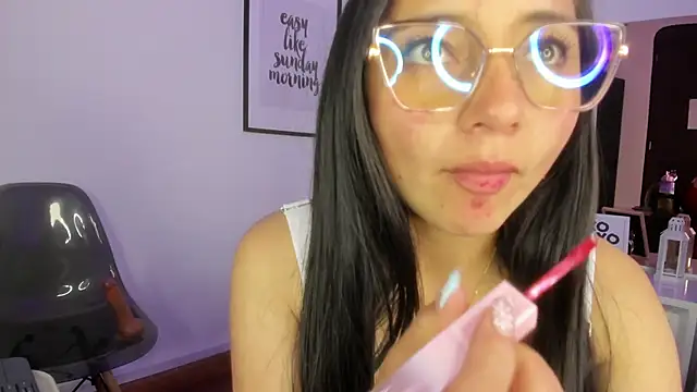 Mara_Wolf01 élő XXX-chatje