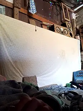 Chatroom XXX en direct de Locote069