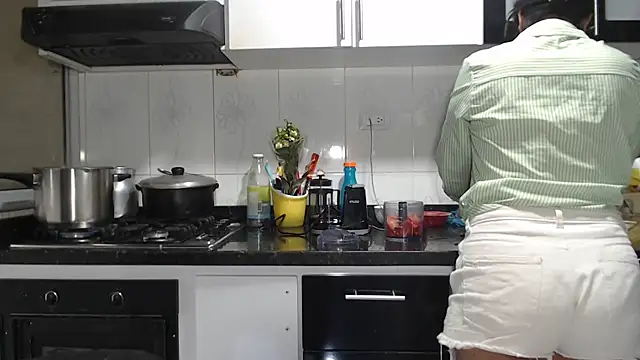 kateleyagrey's Live XXX Chat