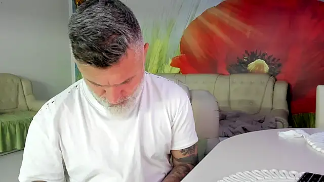 BlowMyXXLn Live XXX chat