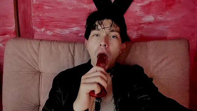 Eliot_X's Webcam Show