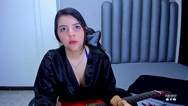 Charlotte-Star's Live XXX Chat