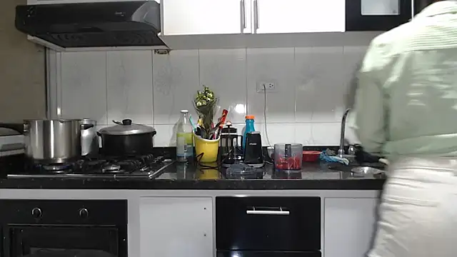 kateleyagrey's Live XXX Chat