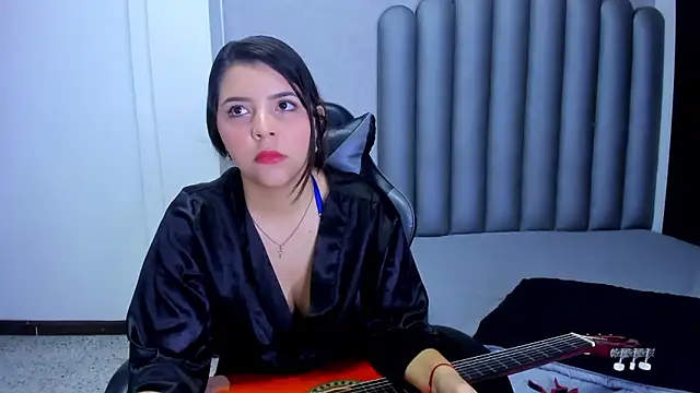 دردشة Charlotte-Star الجنسية المباشرة