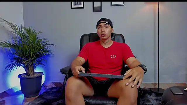 Chatroom XXX en direct de ronnie_crafored