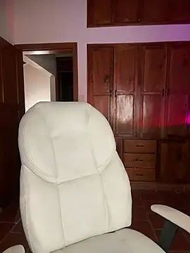 Ale_LewisのライブXXXチャット