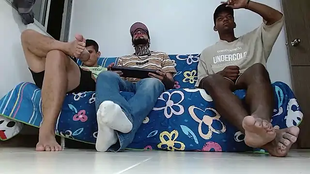 alpha_pps' Live XXX Chat