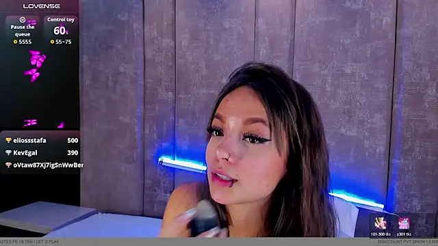 AmmyJones_'s Live XXX Chat