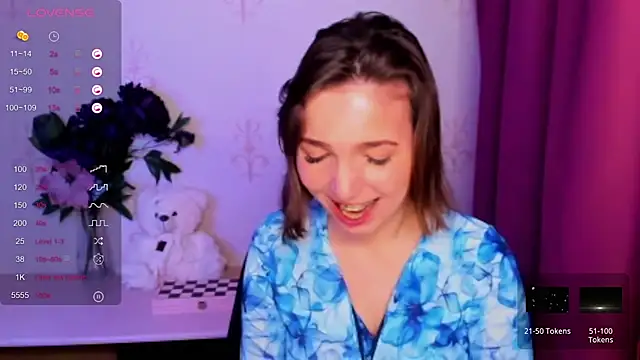 KindHazelHere_'s Live XXX Chat