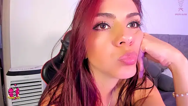 Samara_Kim live XXX chat