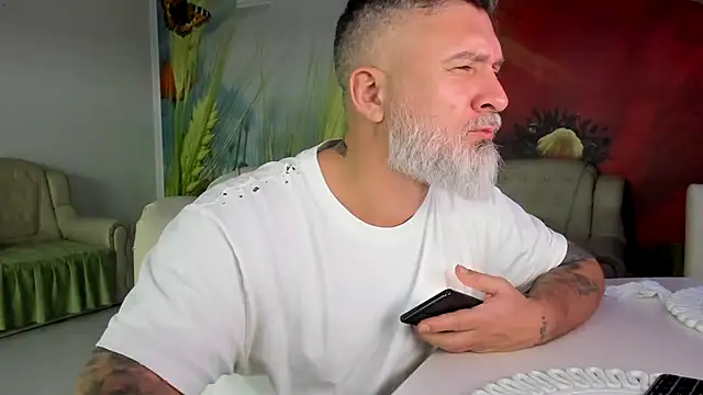 BlowMyXXL – Live XXX-chat