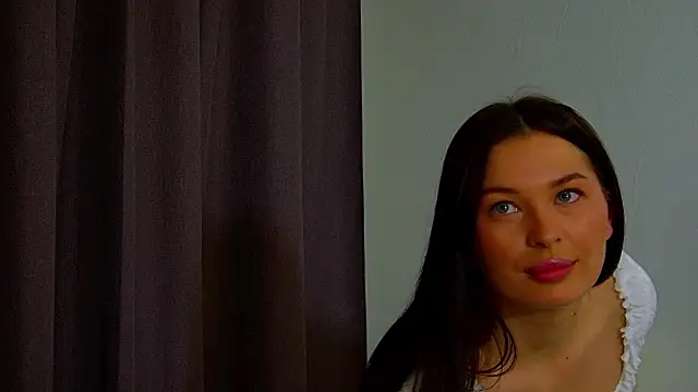 AlexandraBloom's Live XXX Chat