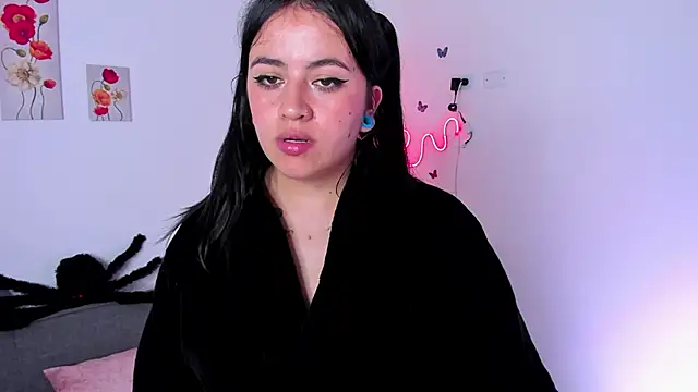 lilielou_'s Live XXX Chat