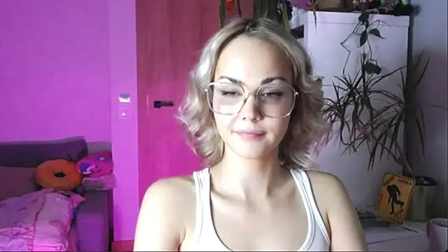 LexiexPlay live XXX chat